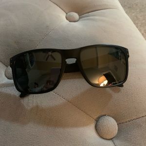 Men’s Oakley Sunglasses